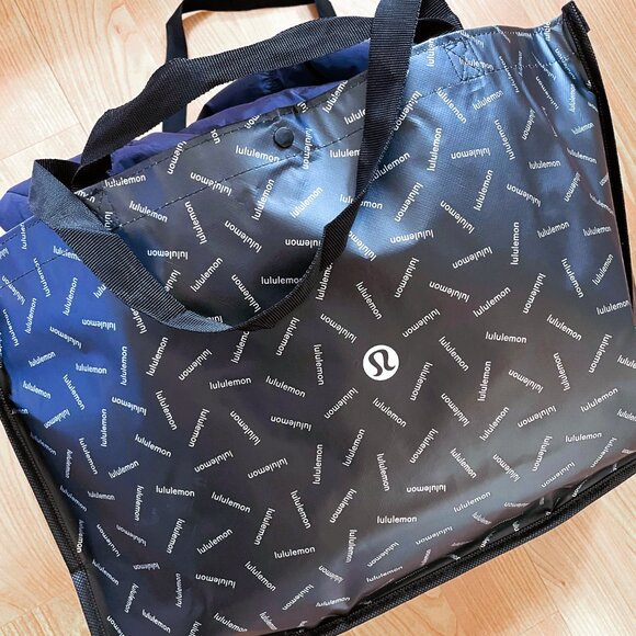 AVAILABLE. "Rare NWT Lululemon LAB Cocoon Coat LIMITED Women's Puffer" - Picture 2 of 13